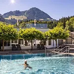 Hotel Alm- & Wellnesshotel Alpenhof