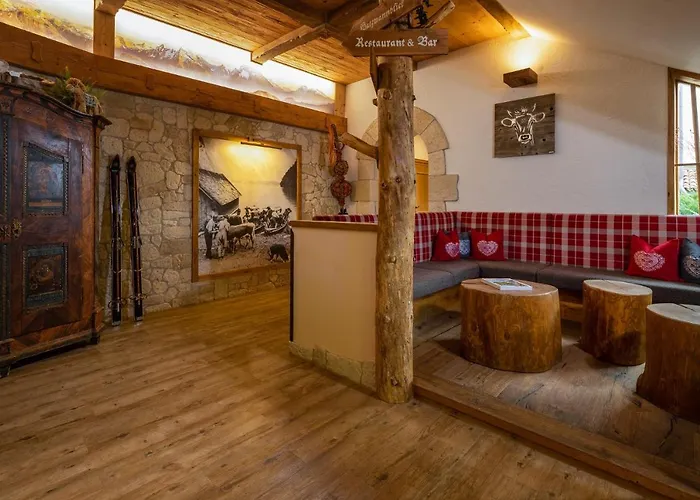 Hotel Alm- & Wellnesshotel Alpenhof 4*