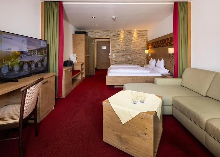 Alm- & Wellnesshotel Alpenhof Hotel