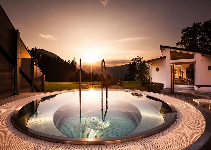 Alm- & Wellnesshotel Alpenhof