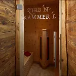 Alm-&wellnesshotel Alpenhof Hotel 4*
