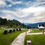 Hotel Alm- & Wellnesshotel Alpenhof
