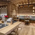 Hotel Alm- & Wellnesshotel Alpenhof 4*