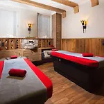 Alm-&wellnesshotel Alpenhof Hotel