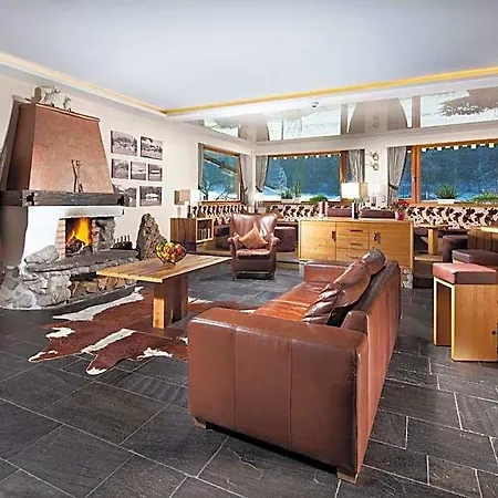 Alm- & Wellnesshotel Alpenhof 4*