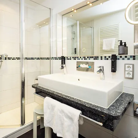 Alm- & Wellnesshotel Alpenhof