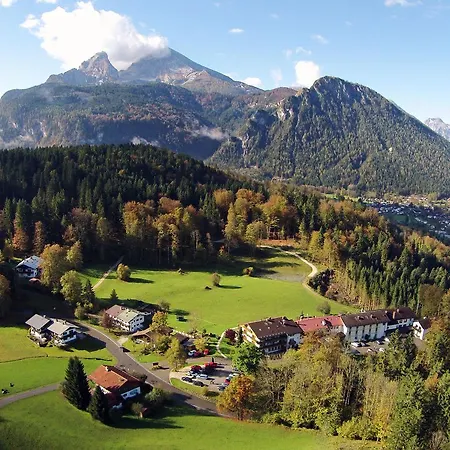 Alm-&wellnesshotel Alpenhof