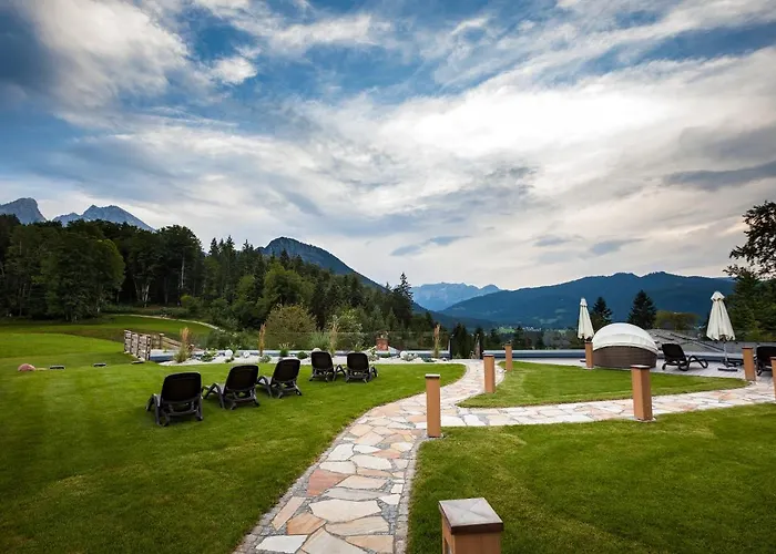 Hotel Alm- & Wellnesshotel Alpenhof