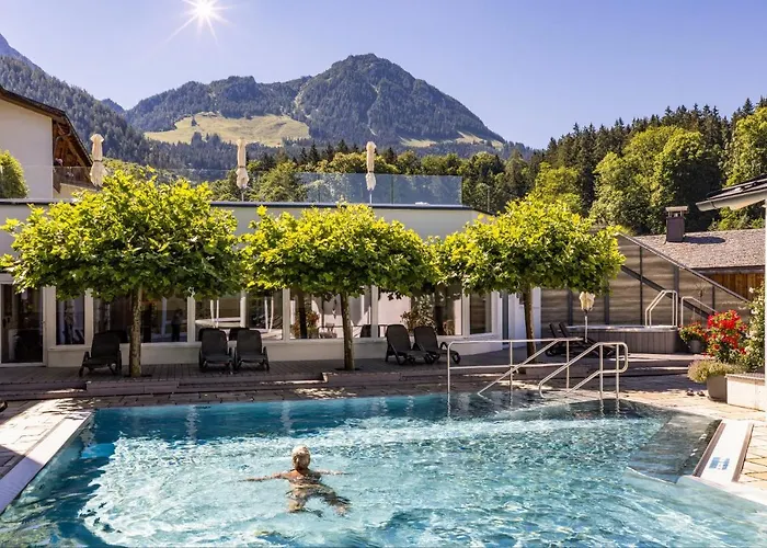 Hotel Alm- & Wellnesshotel Alpenhof