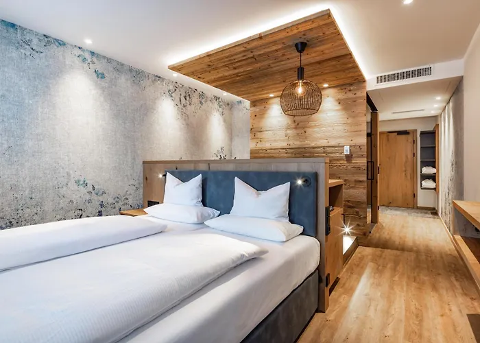 Alm- & Wellnesshotel Alpenhof