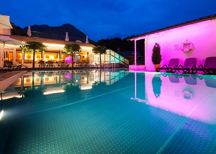 Alm-&wellnesshotel Alpenhof 4*